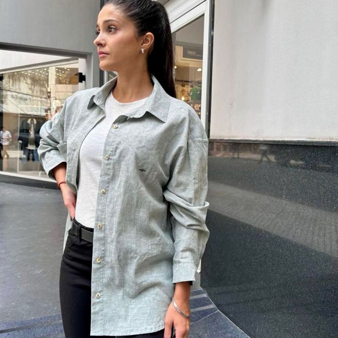camisa-oversize-verde-lisa-1982