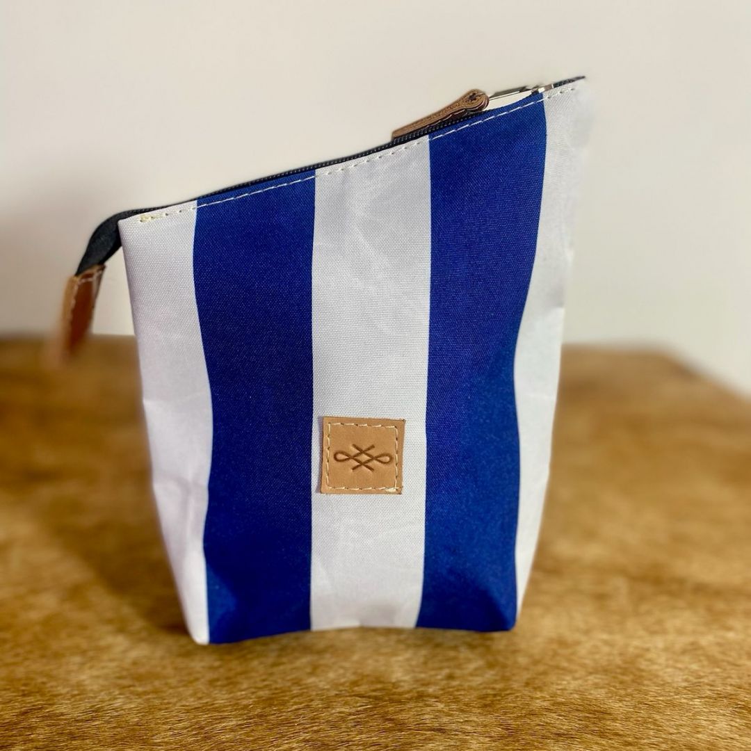 yerbera-lona-rayada-azul-y-blanco-2063