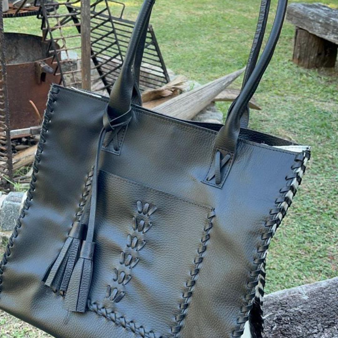 cartera-mercedes-2073
